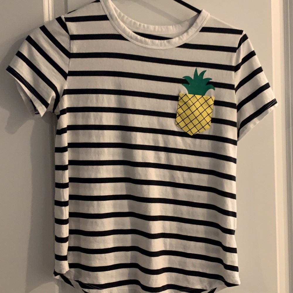 Pineapple T